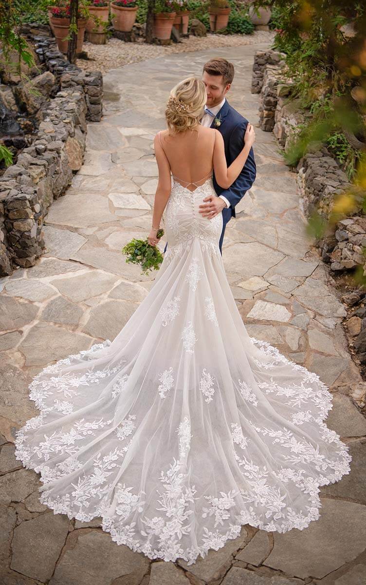 Essense of Australia Fit and Flare Brautkleid