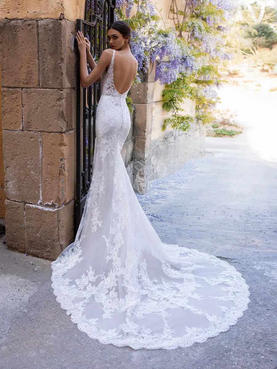 Pronovias Tarvos