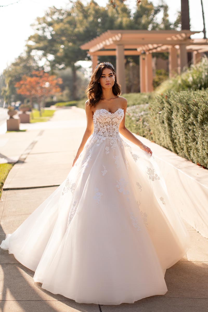 Moonlight Bridal J6744 Brautkleid