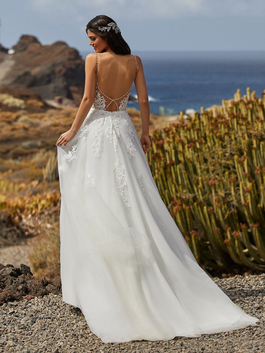 Pronovias Brady