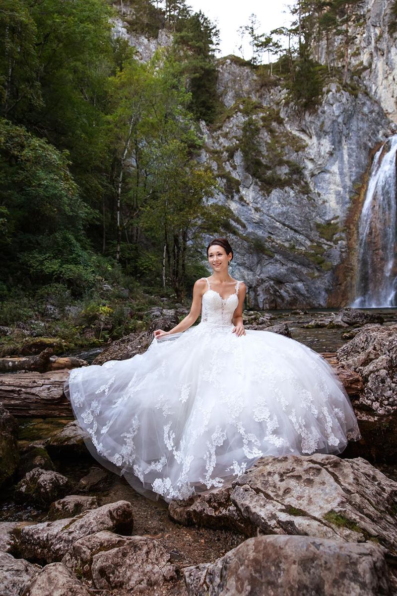 hrbride erika