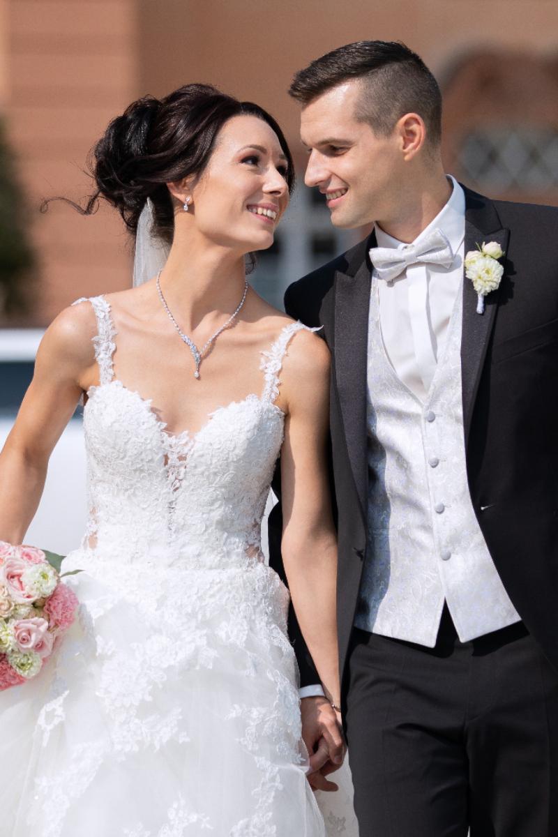 hrbride erika