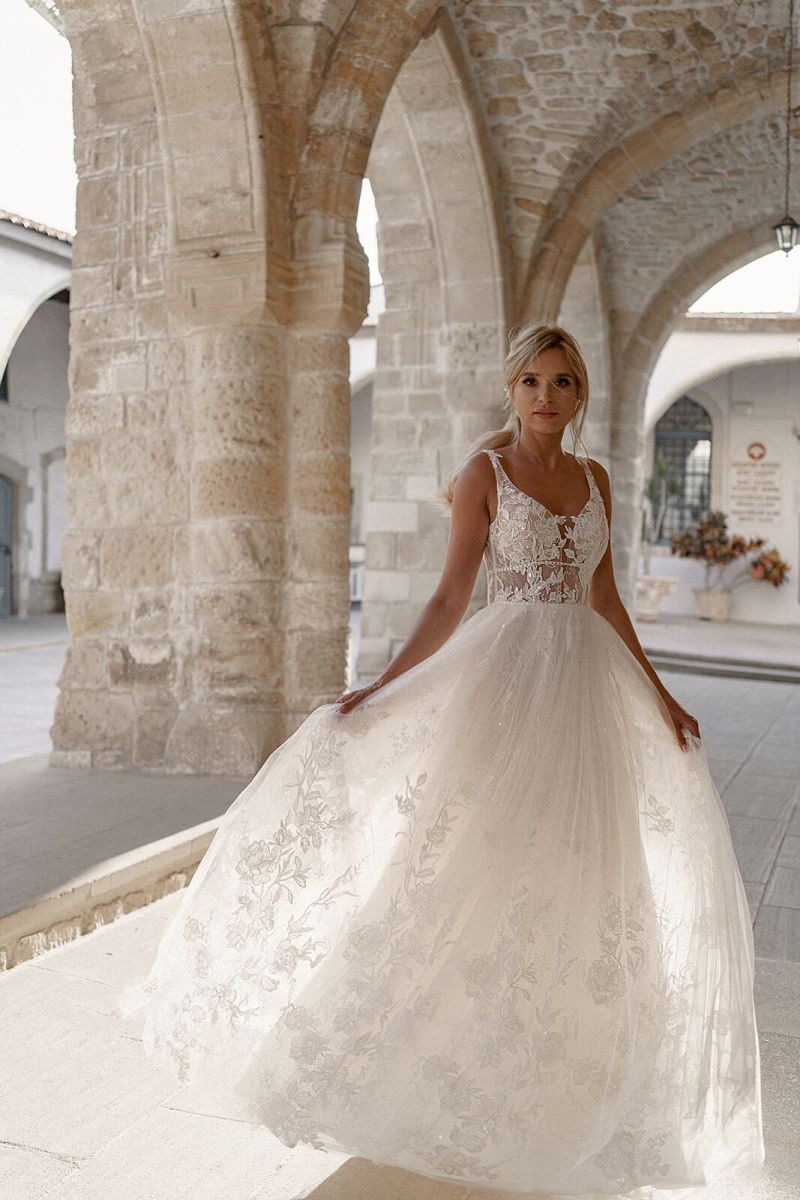 Dama Couture Rosa Brautkleid