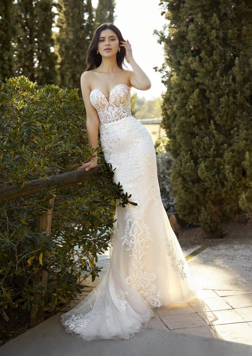 Bridentity Bewitch Brautkleid