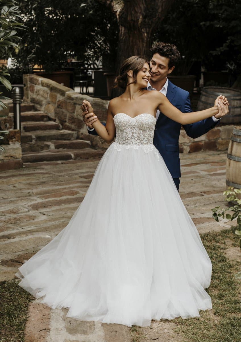 Bridentity Enchantment Brautkleid