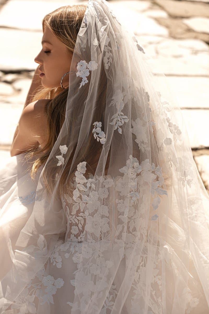 Oliver Martino Bloom