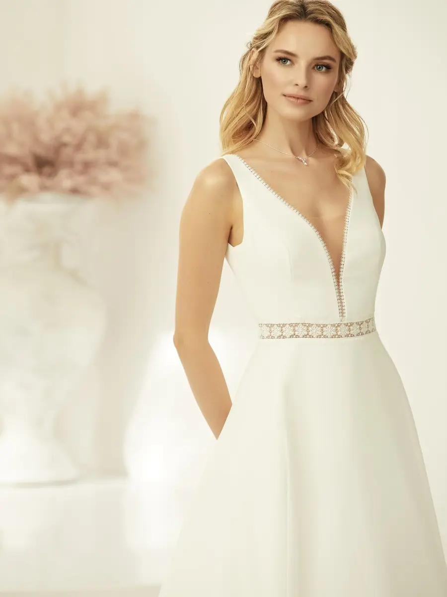 Bianco Evento Azaria Brautkleid