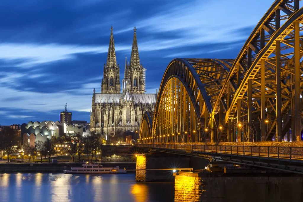 hochzeitsrausch Brautmoden Köln Bonn Düsseldorf Brautkleider Hochzeitskleider