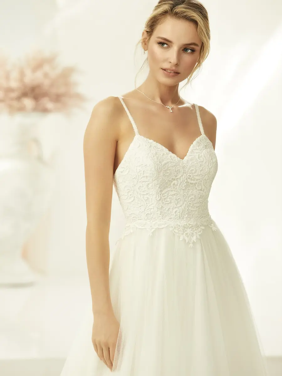 Bianco Evento Esperanza Brautkleid Hochzeitskleid