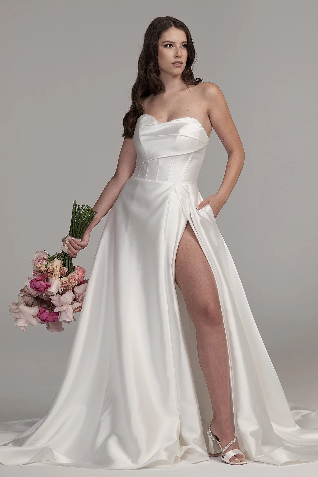 Bridonista BG24-19 Hochzeitskleid