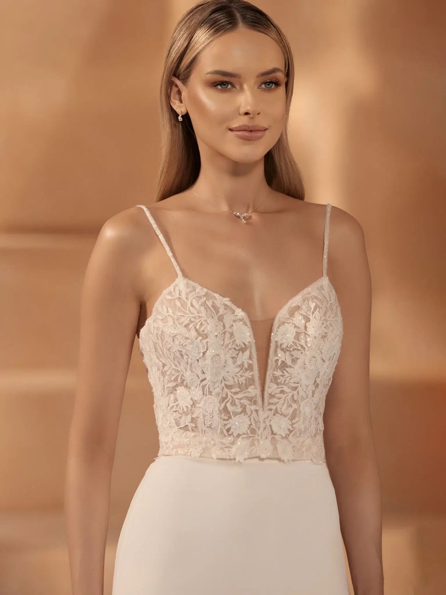 Bianco Evento E447 – Top 2-Teiler
