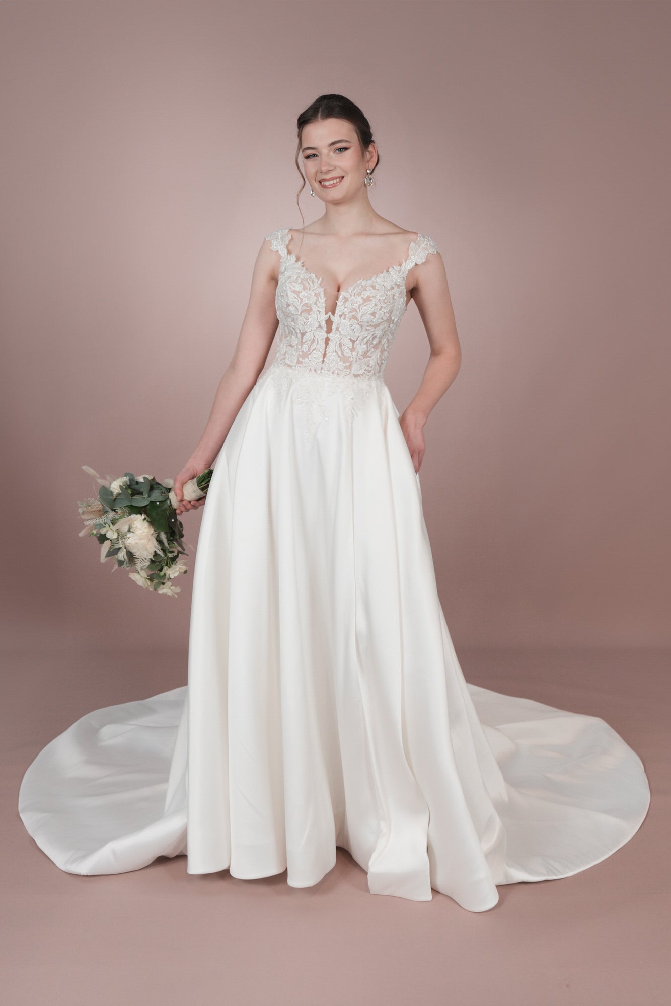Bridonista C24-16 Hochzeitskleid
