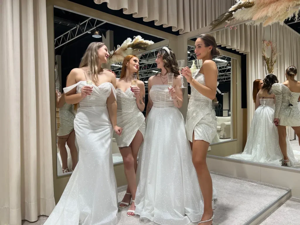 Hochzeitskleider Hochzeitsmoden hochzeitsrausch Brautmoden
