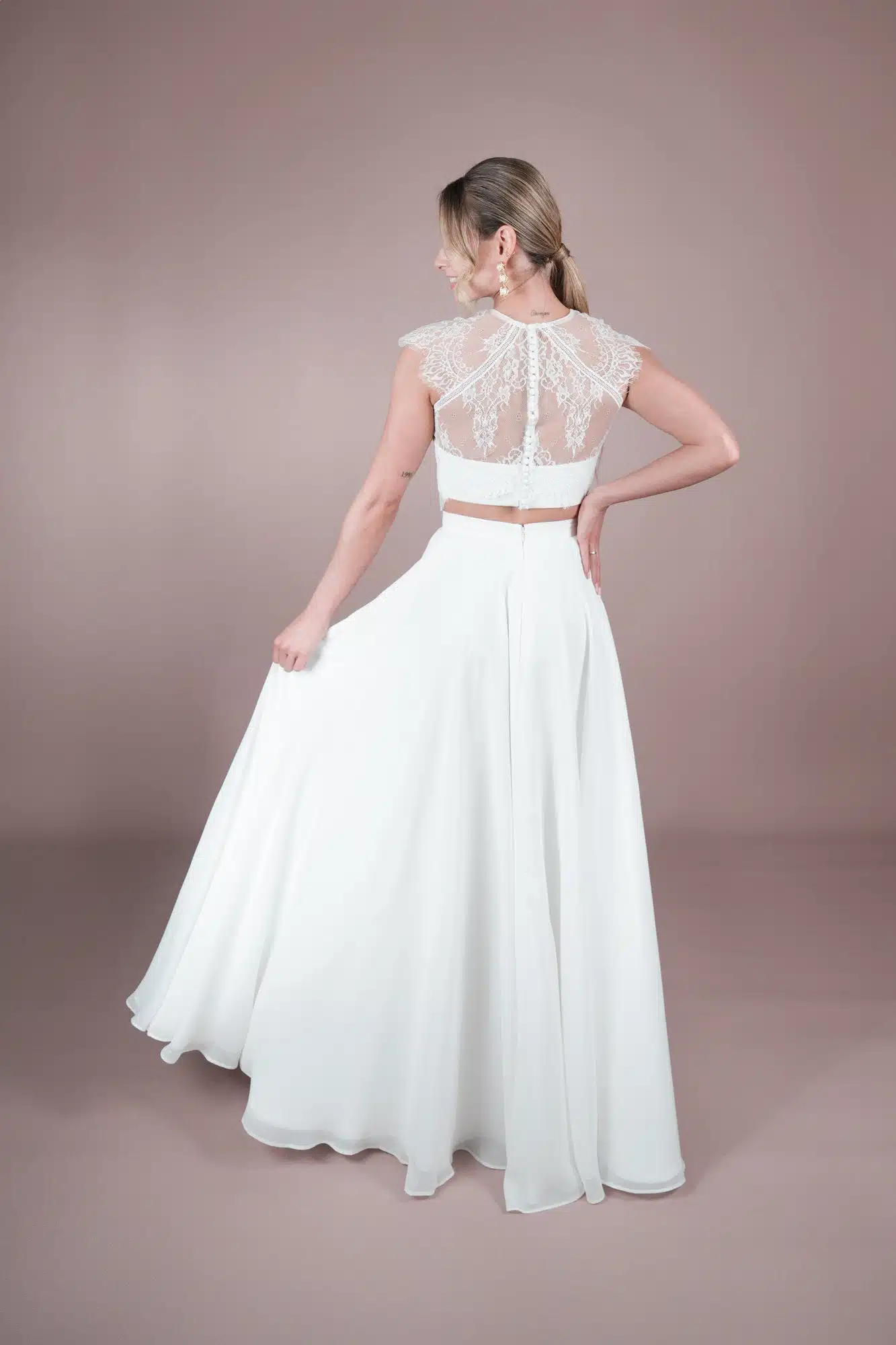 R2L25-T03 Top 