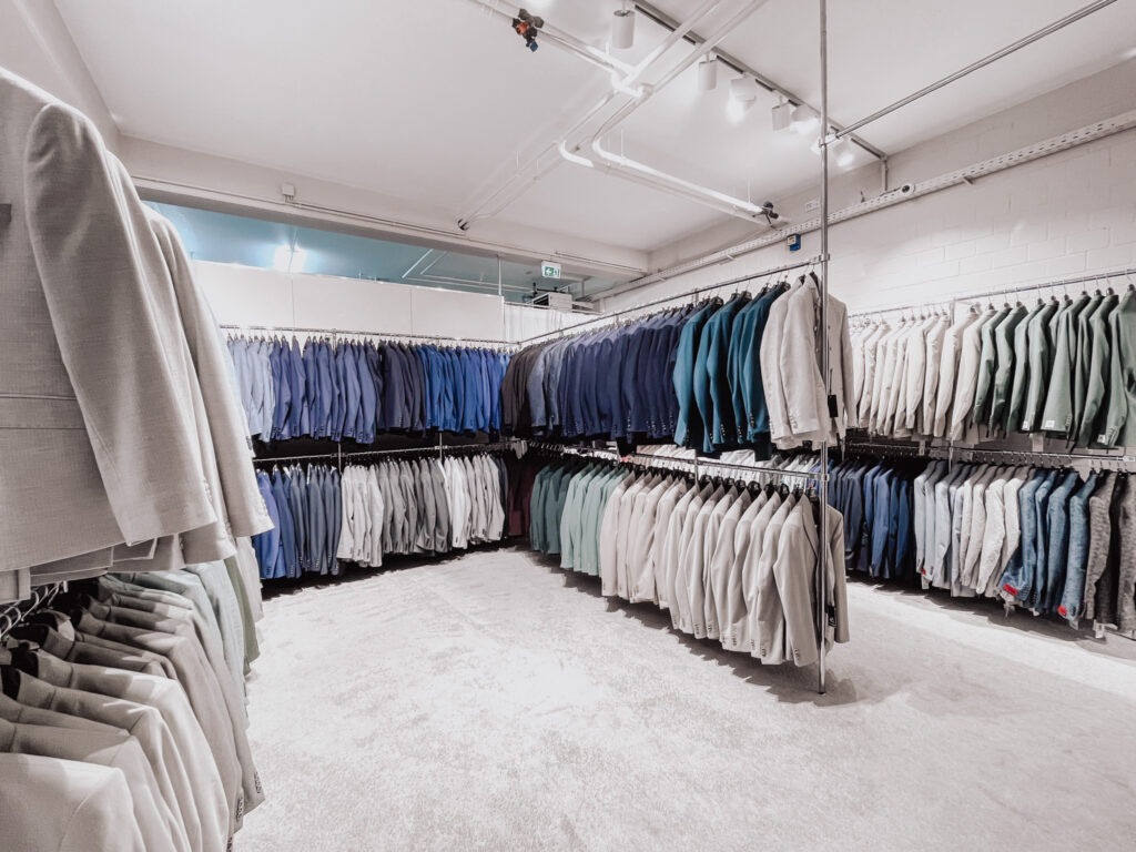 hochzeitsrausch Brautmoden Men Berlin Schönefeld Potsdam Bräutigam Anzug Hochzeitsanzug