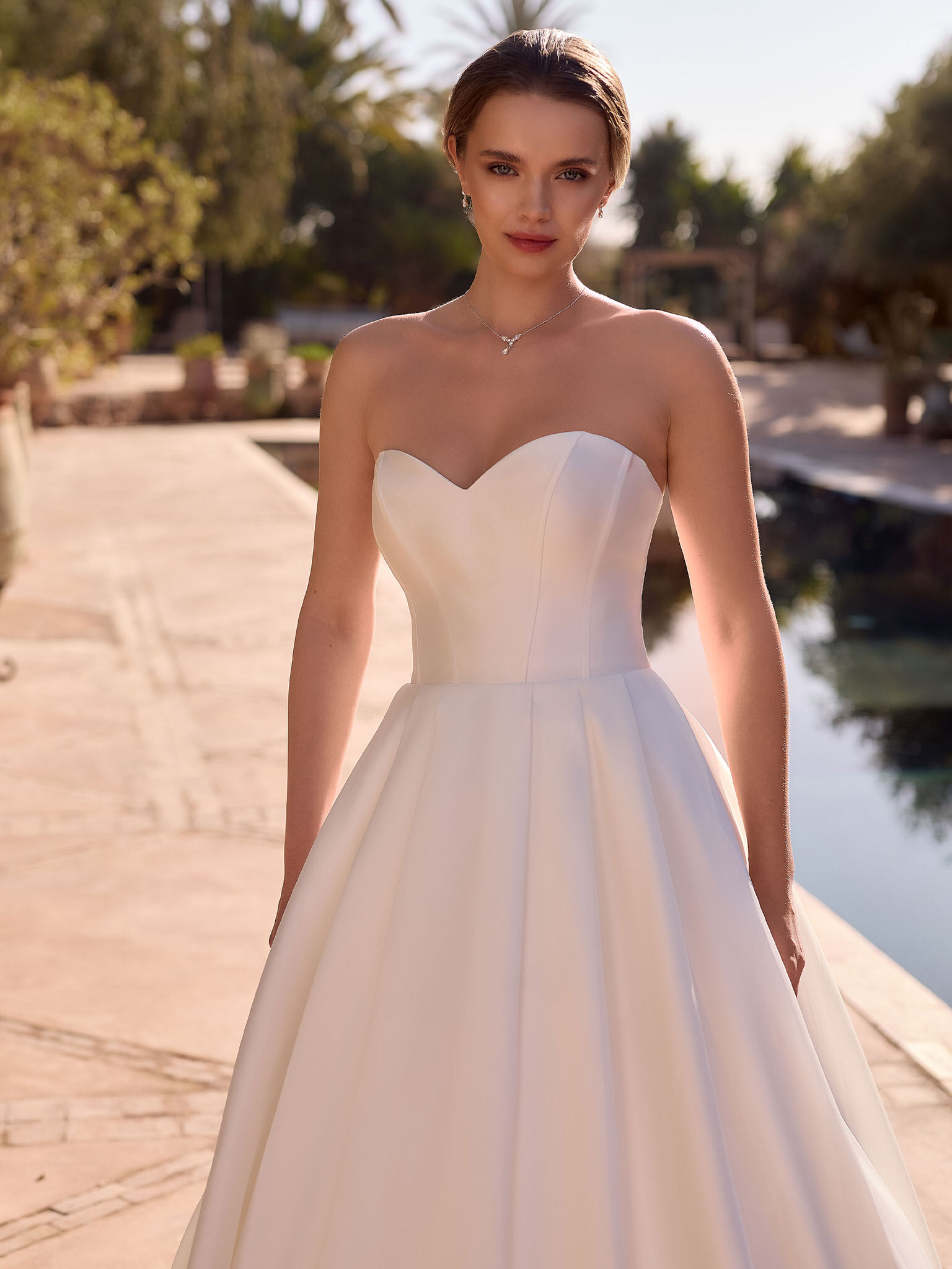 Bianco Evento Daria Hochzeitskleid