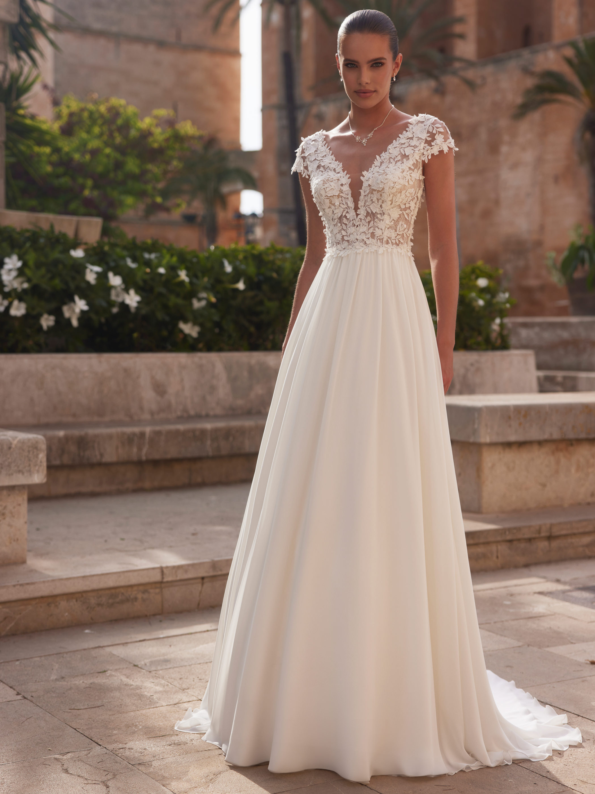 Bianco Evento Olena Hochzeitskleid