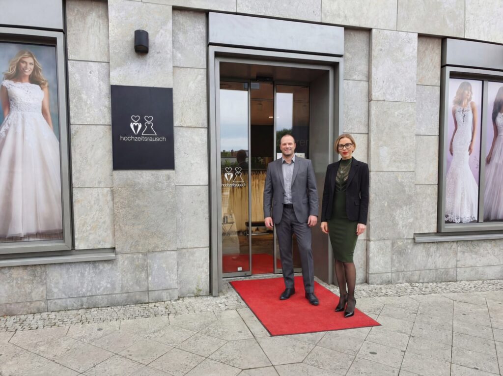 hochzeitsrausch Brautmoden Berlin 2020 Rene Emser Sarah Stöbe