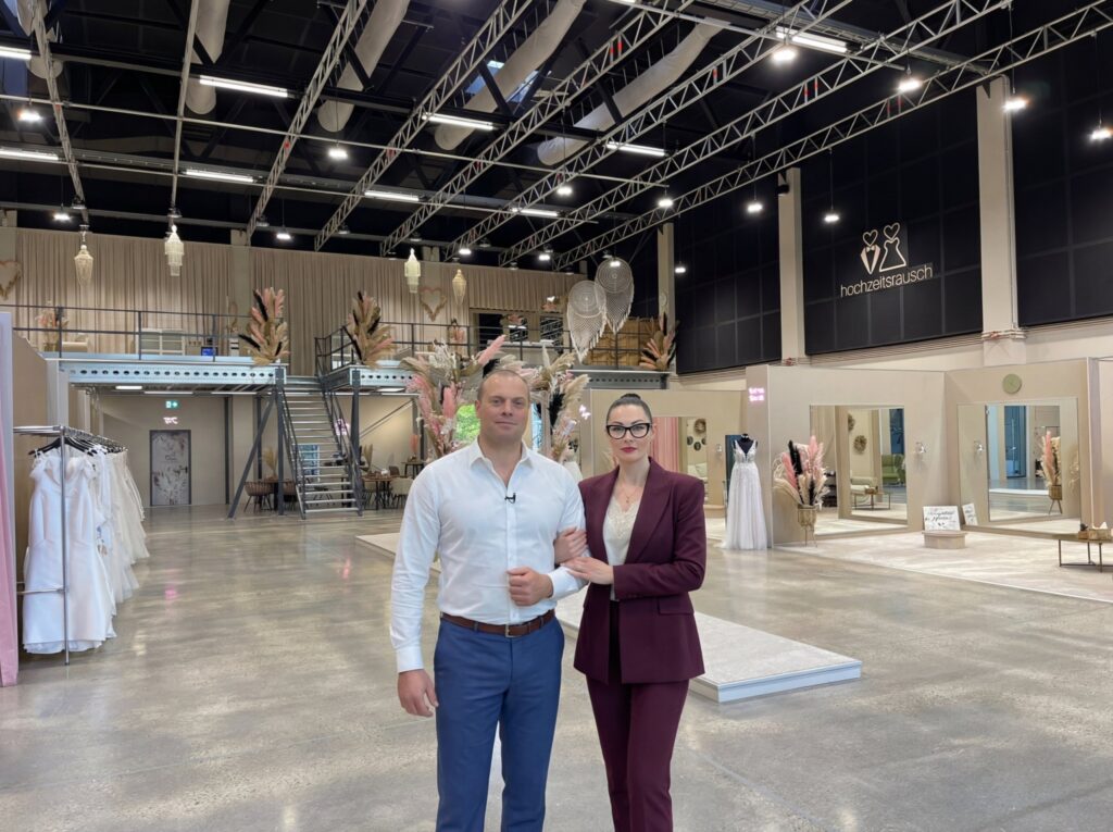 hochzeitsrausch Brautmoden Koeln Huerth 2021 Euronova Campus, An der Hasenkaule 10, Rene Emser, Sarah Stöbe