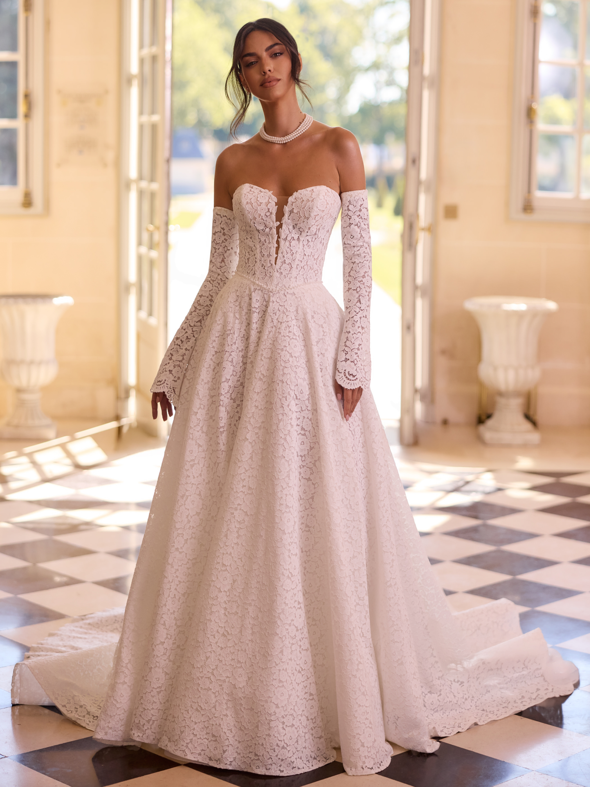 Bianco Evento Cossima Hochzeitskleid