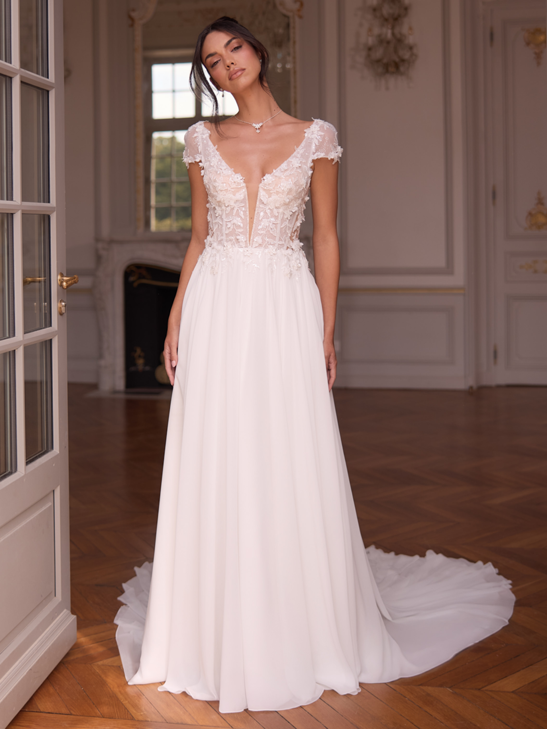 Bianco Evento Terza Hochzeitskleid